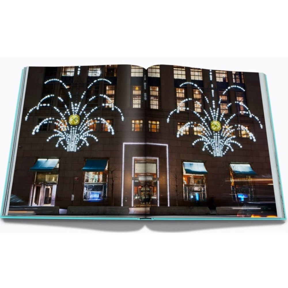 Assouline WINDOWS AT TIFFANY & CO. BOOK New with Box - Picture 11 of 13